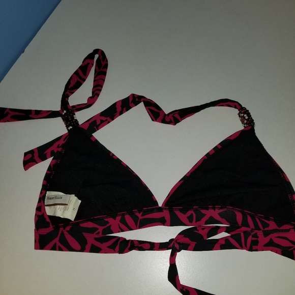 Bikini with Beaded Detail - Picture 4 of 6